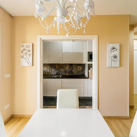 Casa Isabella Apartment *